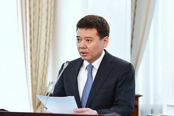 Дело экс-министра Бекетаева направлено в суд