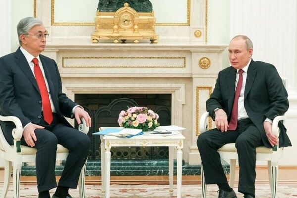 Токаев и Путин обсудили итоги российско-украинских переговоров в Стамбуле